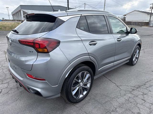 Used 2023 Buick Encore GX Select w/ Sport Touring Package image 4