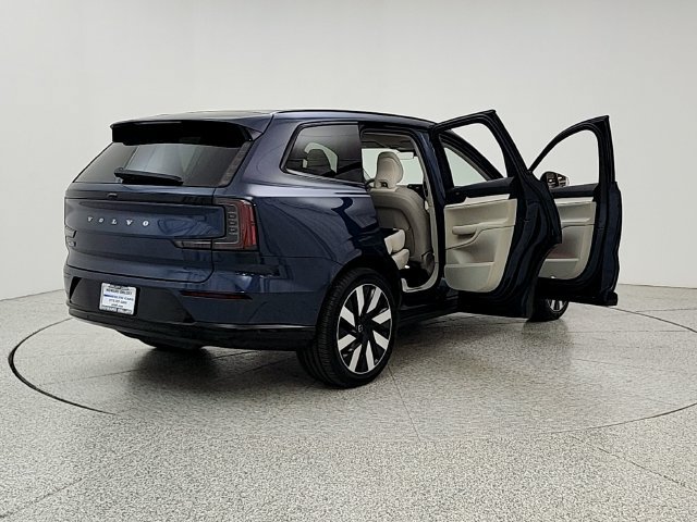 Certified 2025 Volvo EX90 Plus AWD/4WD image 11