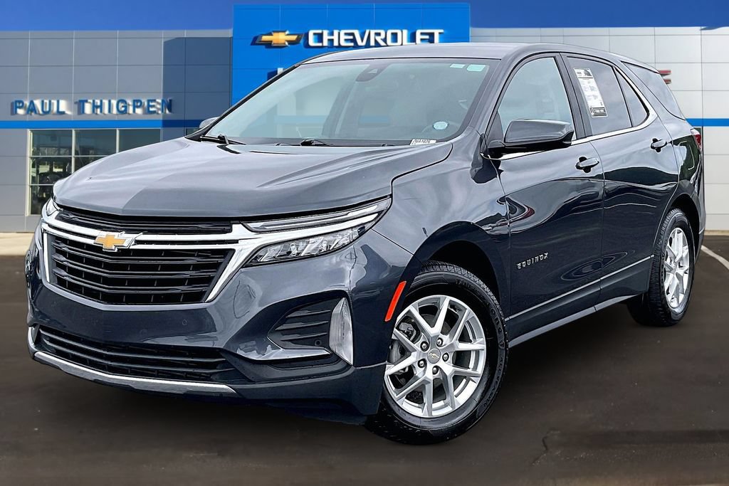 Used 2022 Chevrolet Equinox LT w/ Driver Convenience Package FWD image 3
