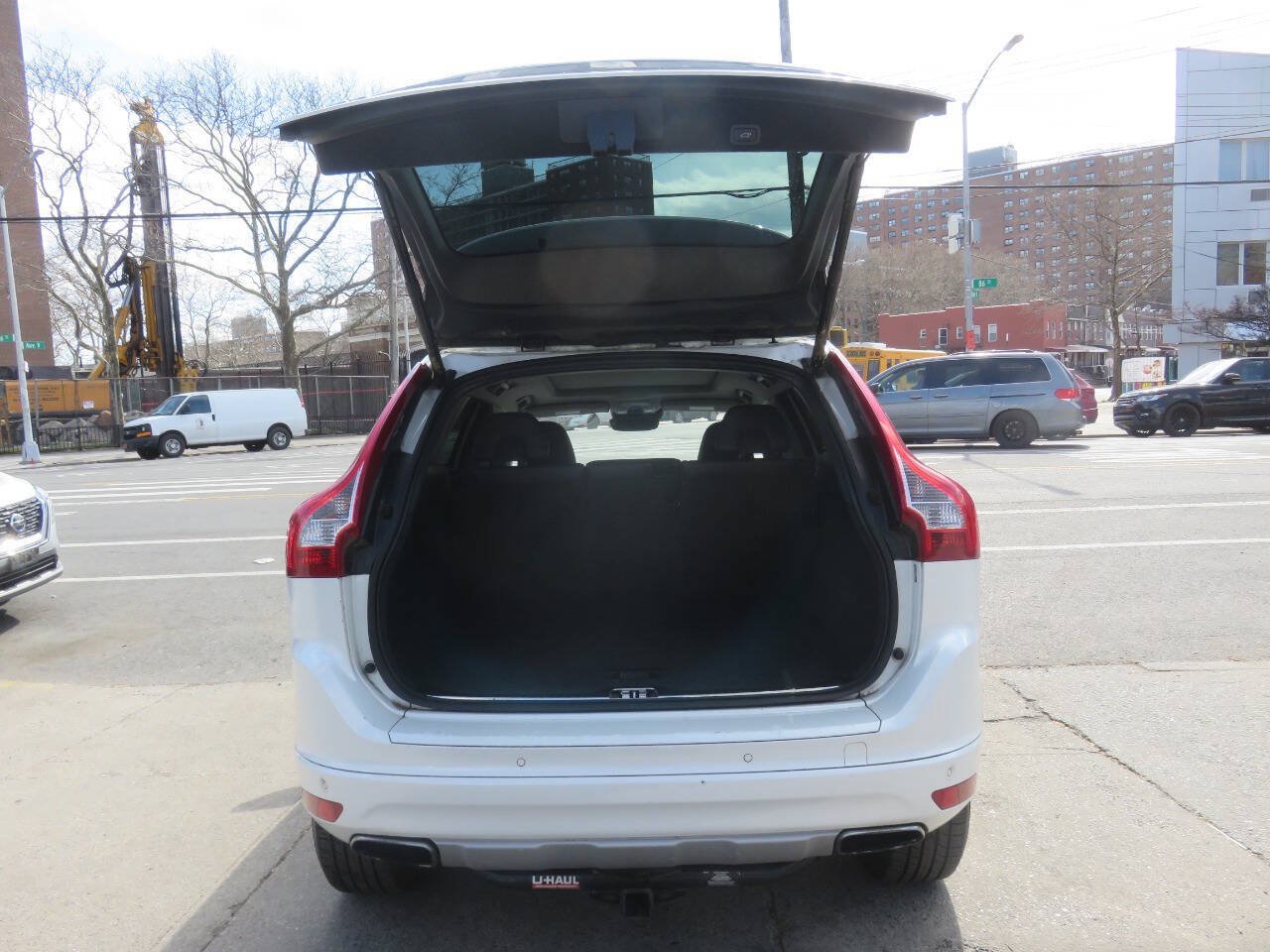 Used 2016 Volvo XC60 T6 Platinum AWD/4WD image 24