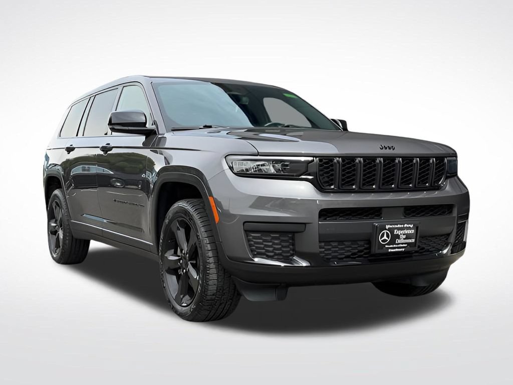 Used 2022 Jeep Grand Cherokee L Laredo AWD/4WD image 9