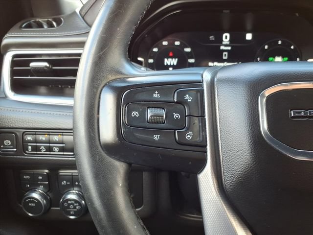 Used 2023 GMC Yukon XL Denali AWD/4WD image 37