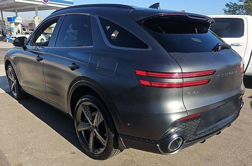 Used 2024 Genesis GV70 3.5T Sport w/ Sport Advanced Package image 15