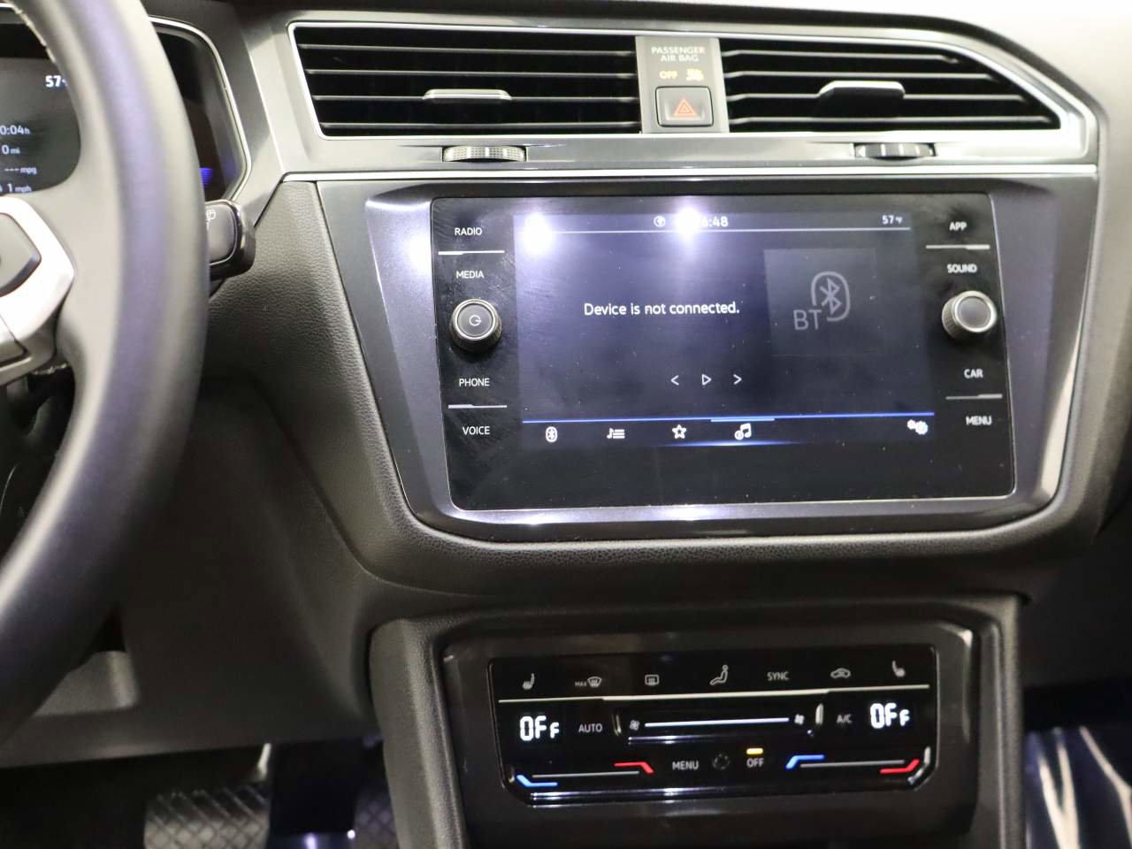 Certified 2023 Volkswagen Tiguan SE image 11