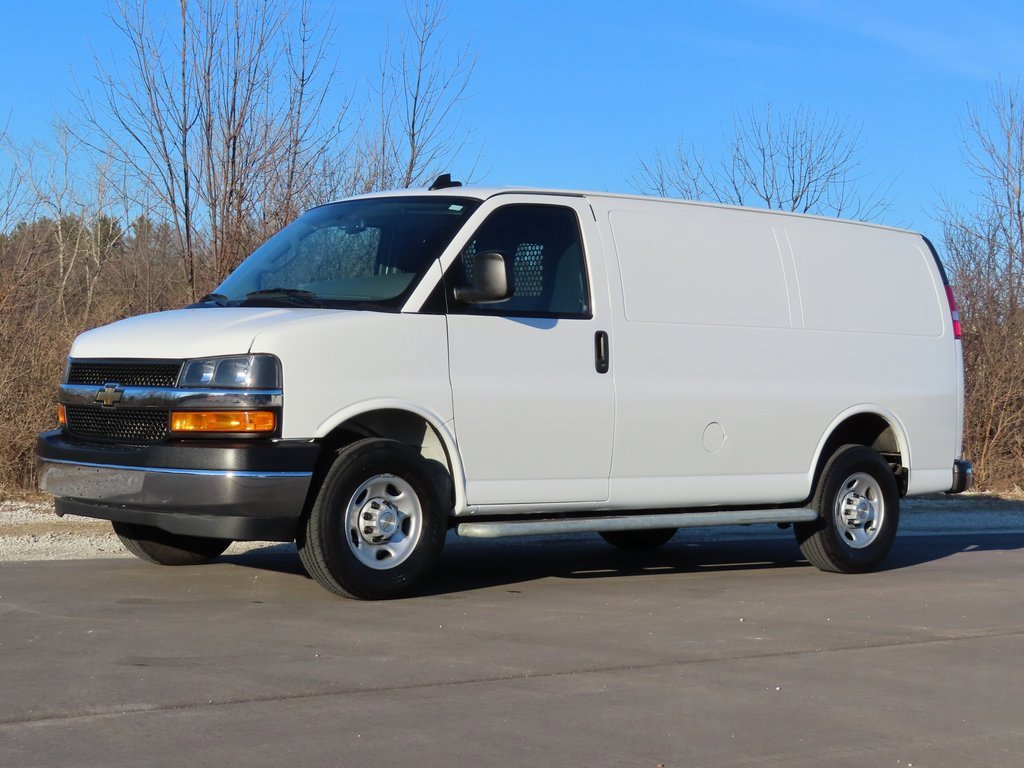 Used 2024 Chevrolet Express 2500 w/ Driver Convenience Package image 21