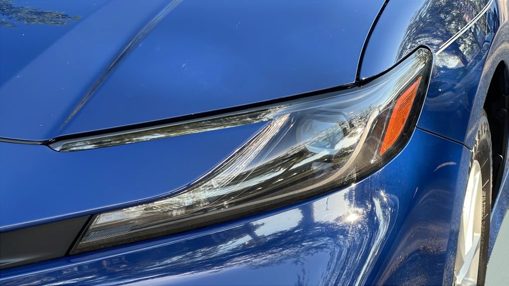 Used 2025 Toyota Camry LE FWD image 23