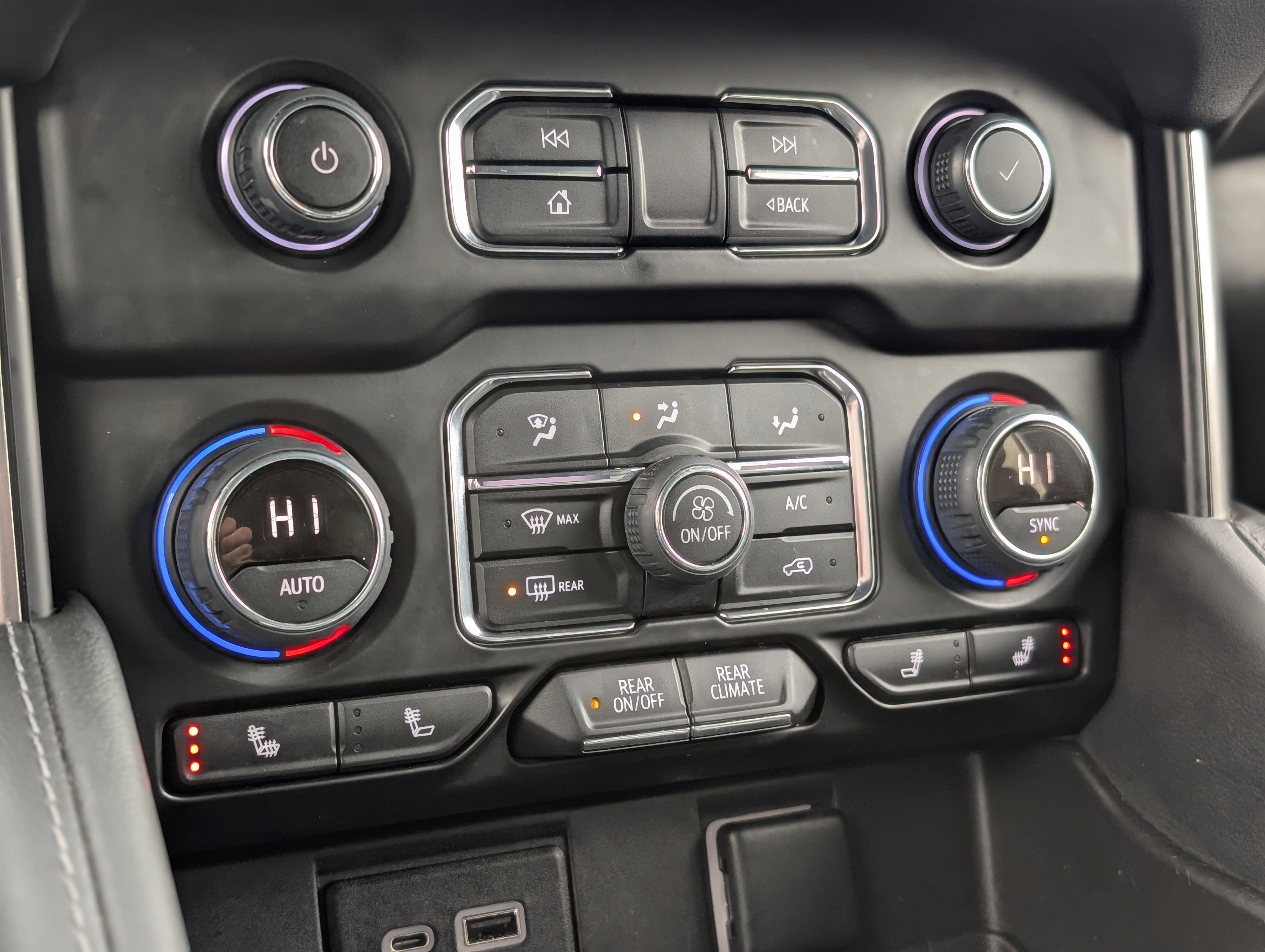 Used 2022 Chevrolet Tahoe LT image 21