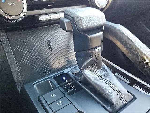 Used 2024 Toyota Tacoma SR5 image 12