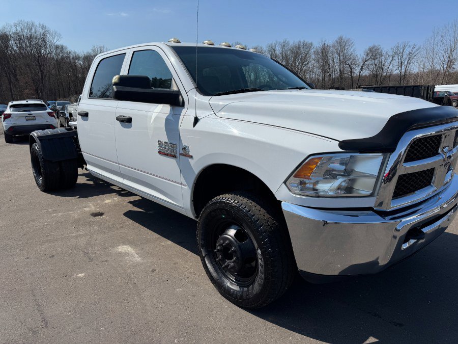 Used 2017 RAM 3500 Tradesman w/ Chrome Appearance Group image 12