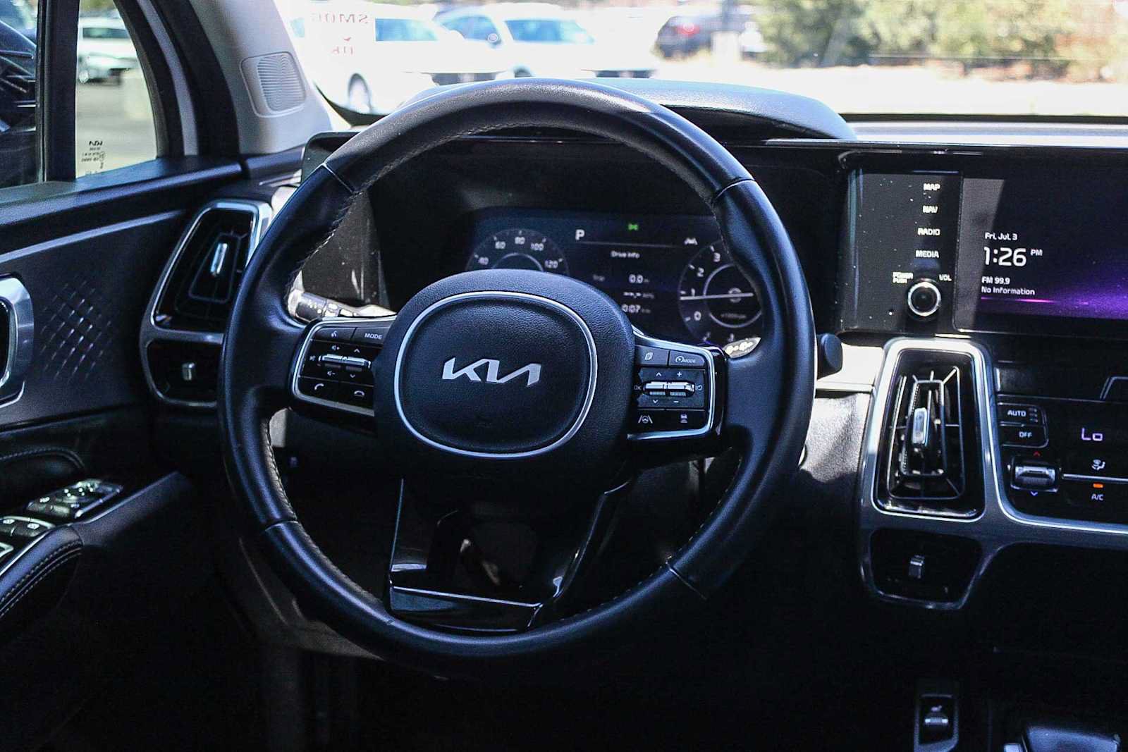 Used 2023 Kia Sorento SX FWD image 15