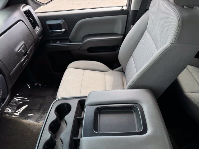 Used 2018 Chevrolet Silverado 1500 Custom w/ Custom Convenience Package AWD/4WD image 21