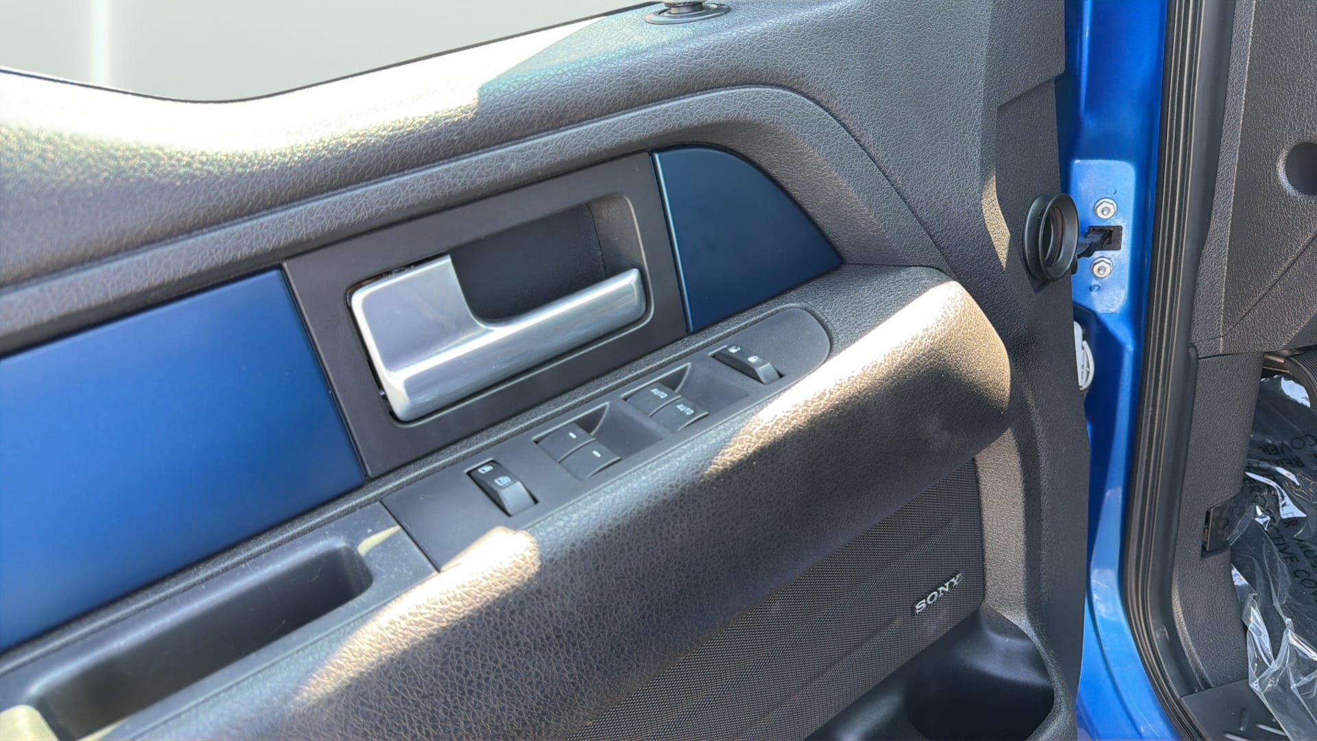 Used 2013 Ford F150 Raptor w/ Luxury Equipment Group AWD/4WD image 18