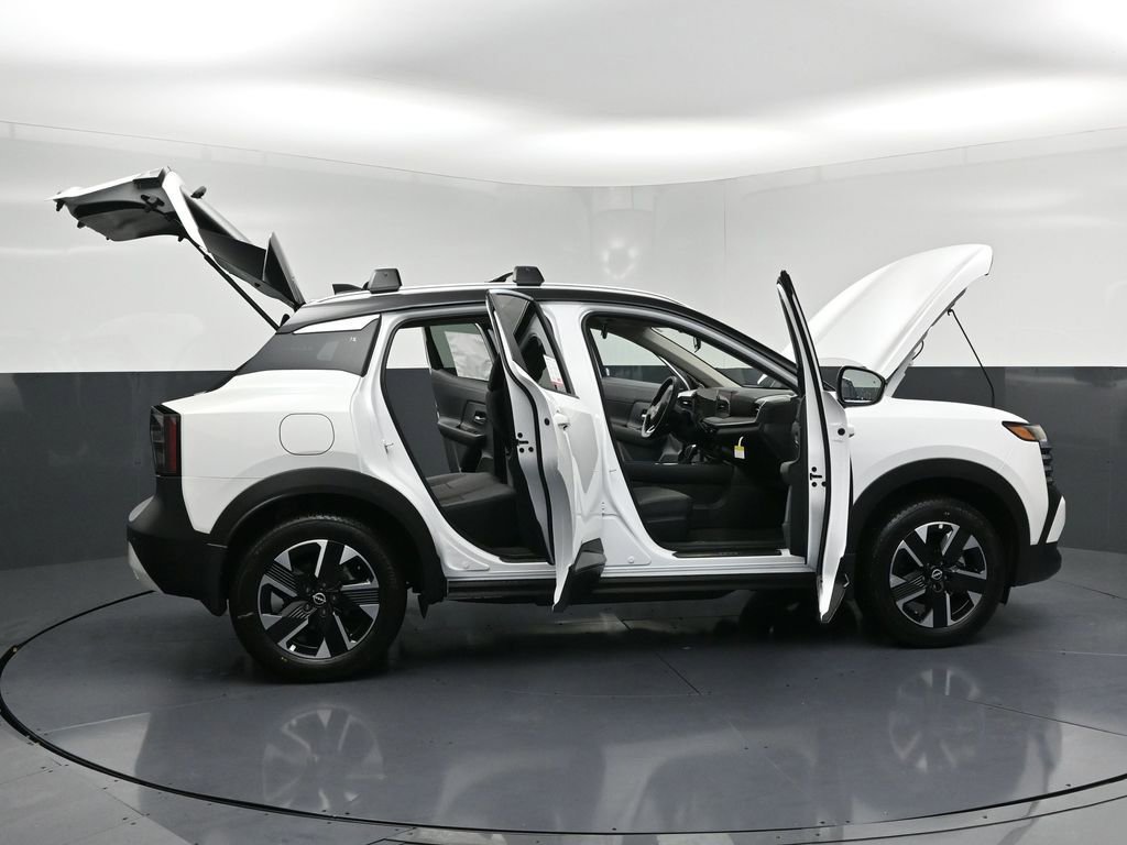 New 2026 Nissan Kicks SV w/ SV Premium Package AWD/4WD image 33