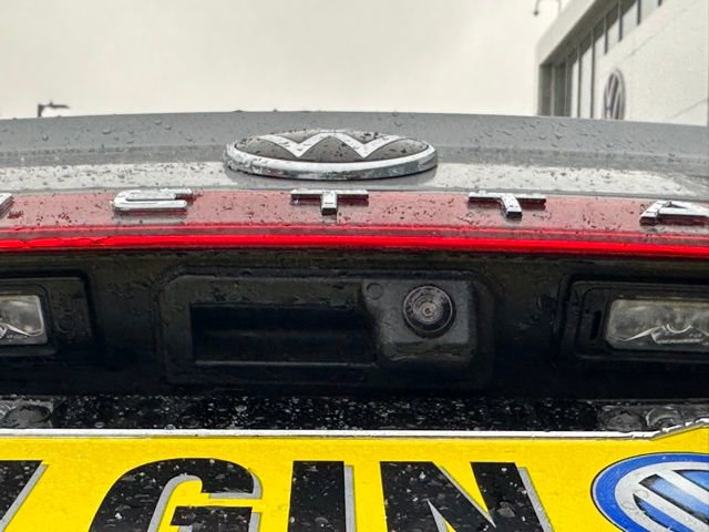 Certified 2025 Volkswagen Jetta SE image 13