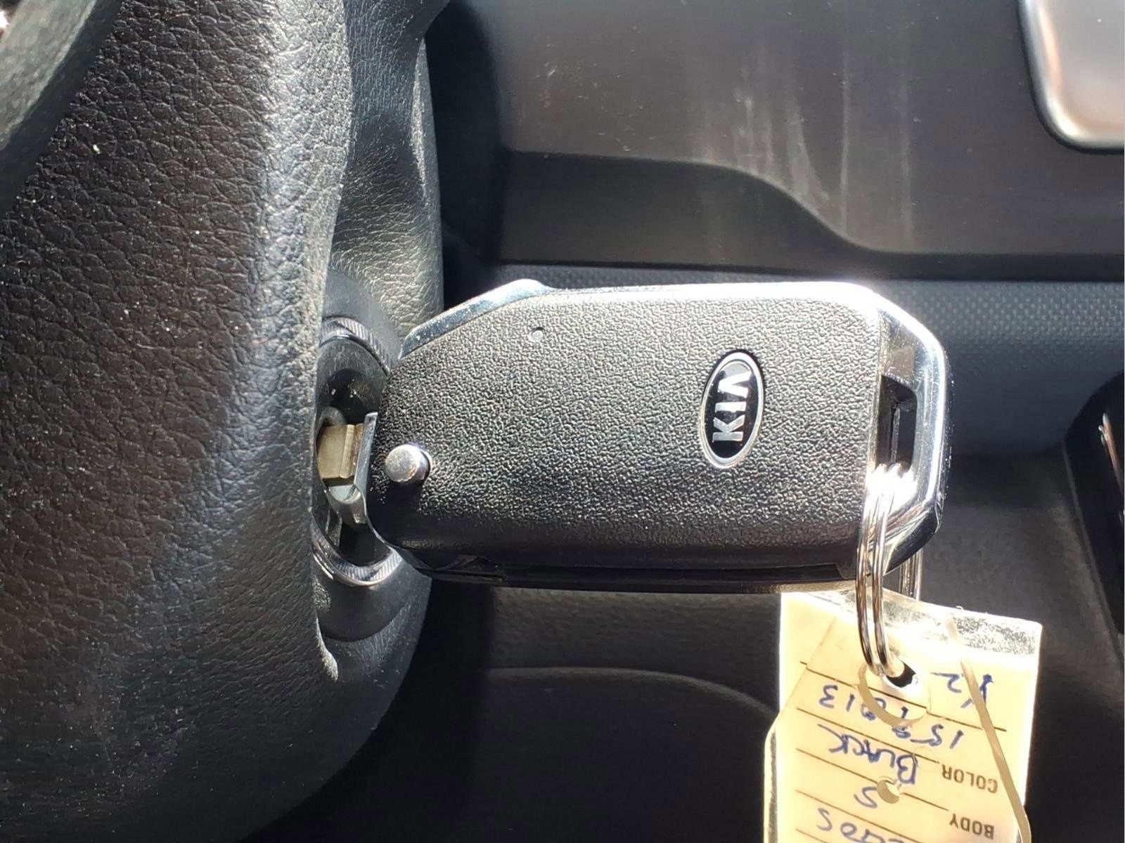 Used 2021 Kia Seltos S AWD/4WD image 11
