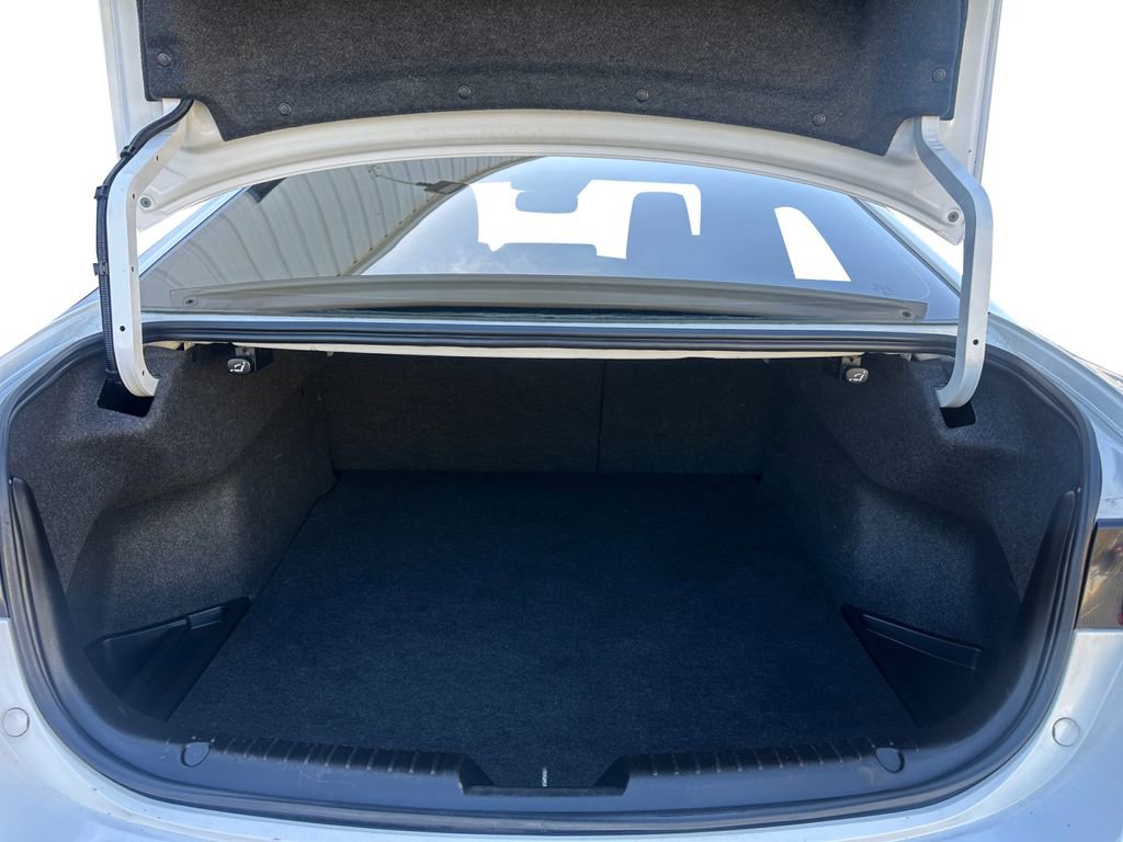 Used 2014 MAZDA MAZDA6 Touring w/ Touring Technology Package image 19