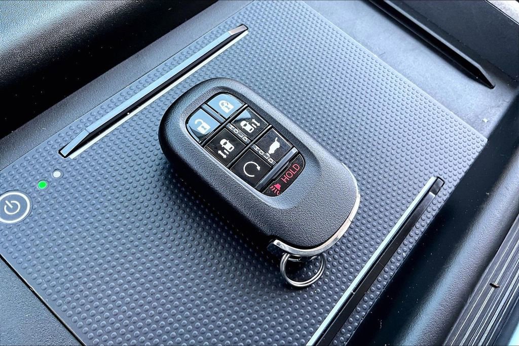 Certified 2025 Honda Odyssey Touring image 35