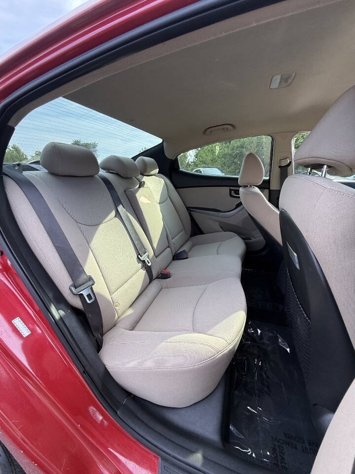 Used 2016 Hyundai Elantra SE FWD image 15