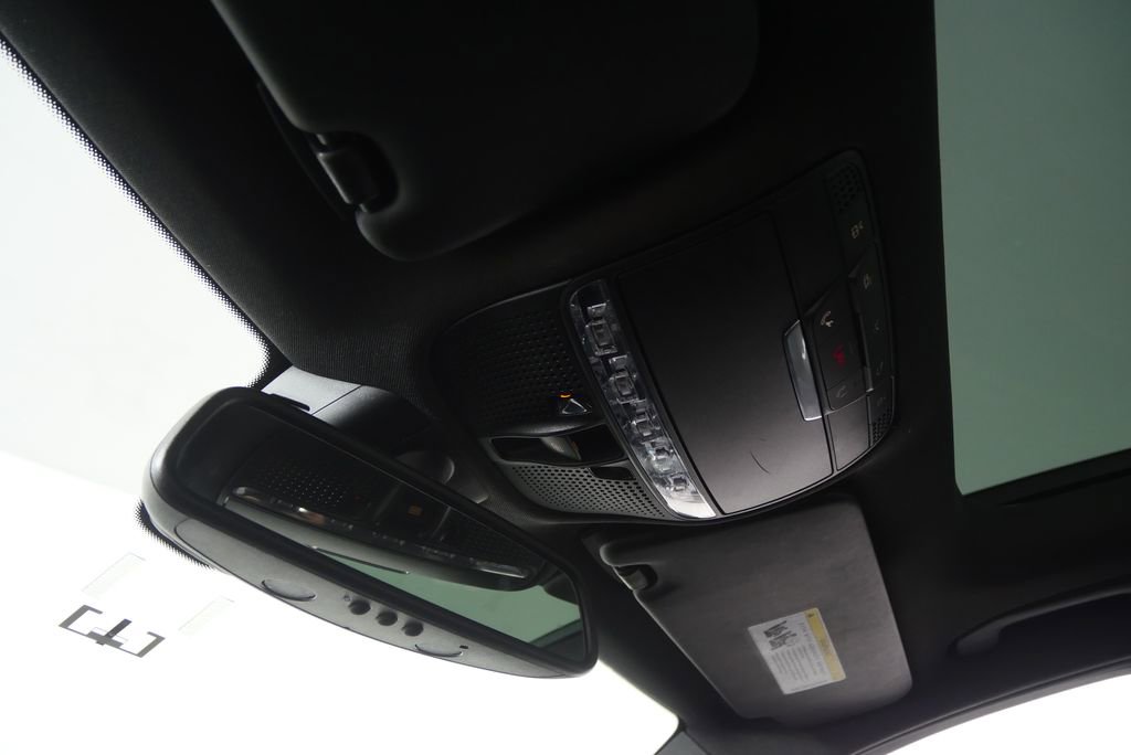 Used 2015 Mercedes-Benz C 400 4MATIC image 15