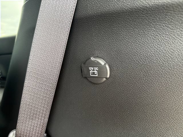 Used 2026 Chrysler Pacifica Select FWD image 57