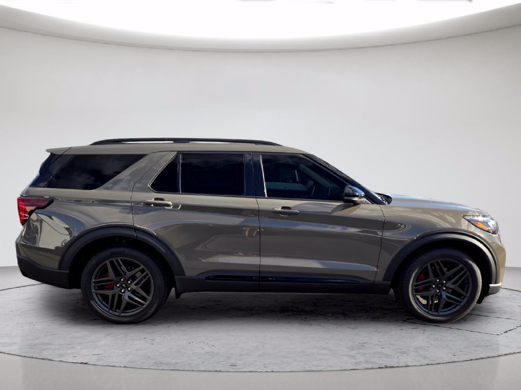 New 2026 Ford Explorer ST w/ Sun And Sound Package AWD/4WD image 3