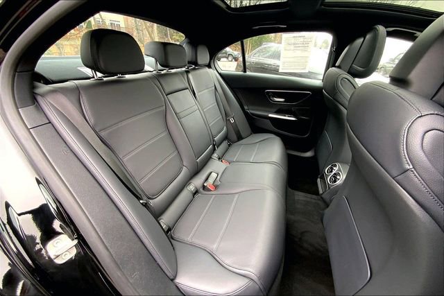 Used 2025 Mercedes-Benz C 300 4MATIC Sedan image 16