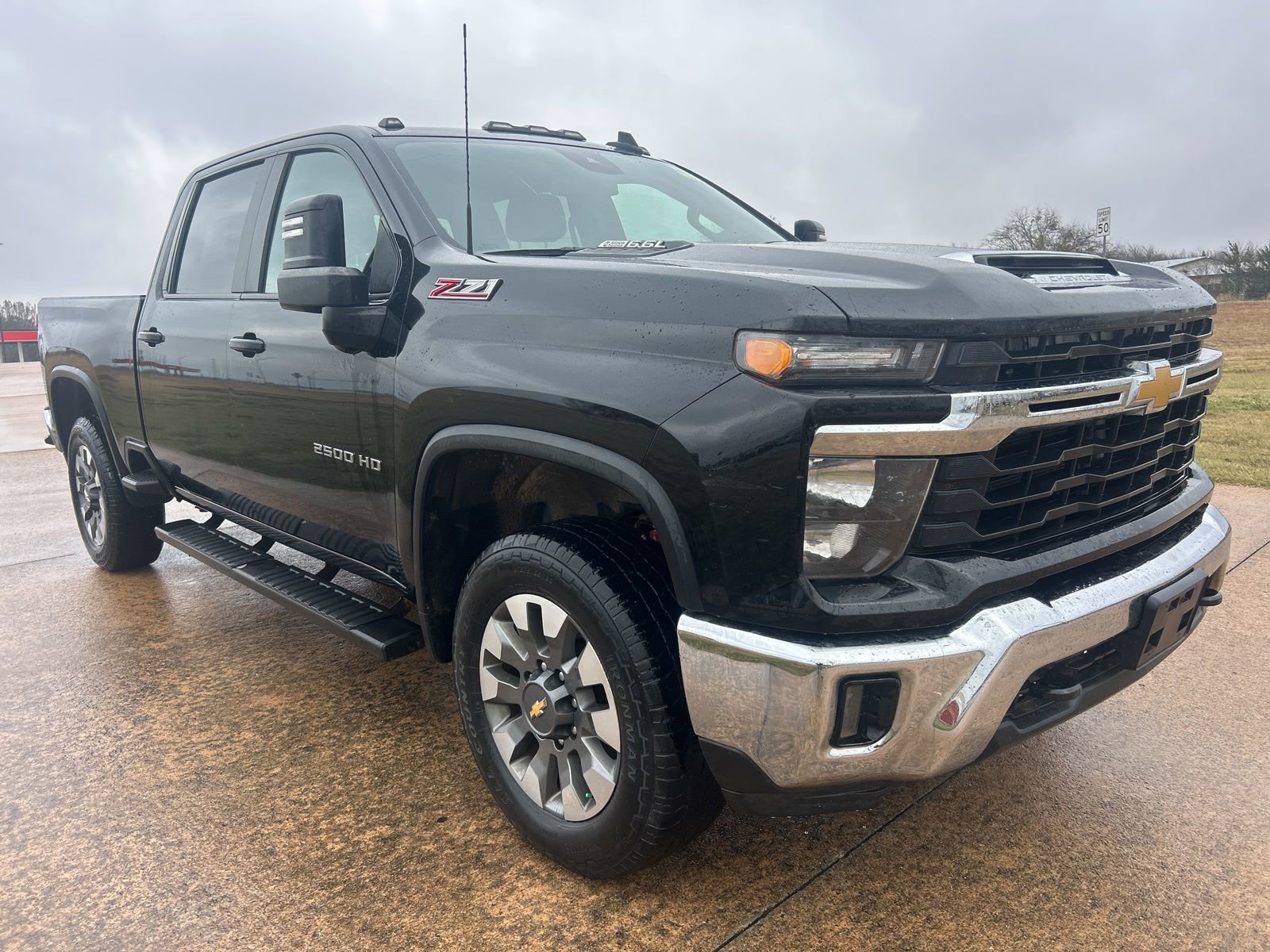 Used 2024 Chevrolet Silverado 2500 LT