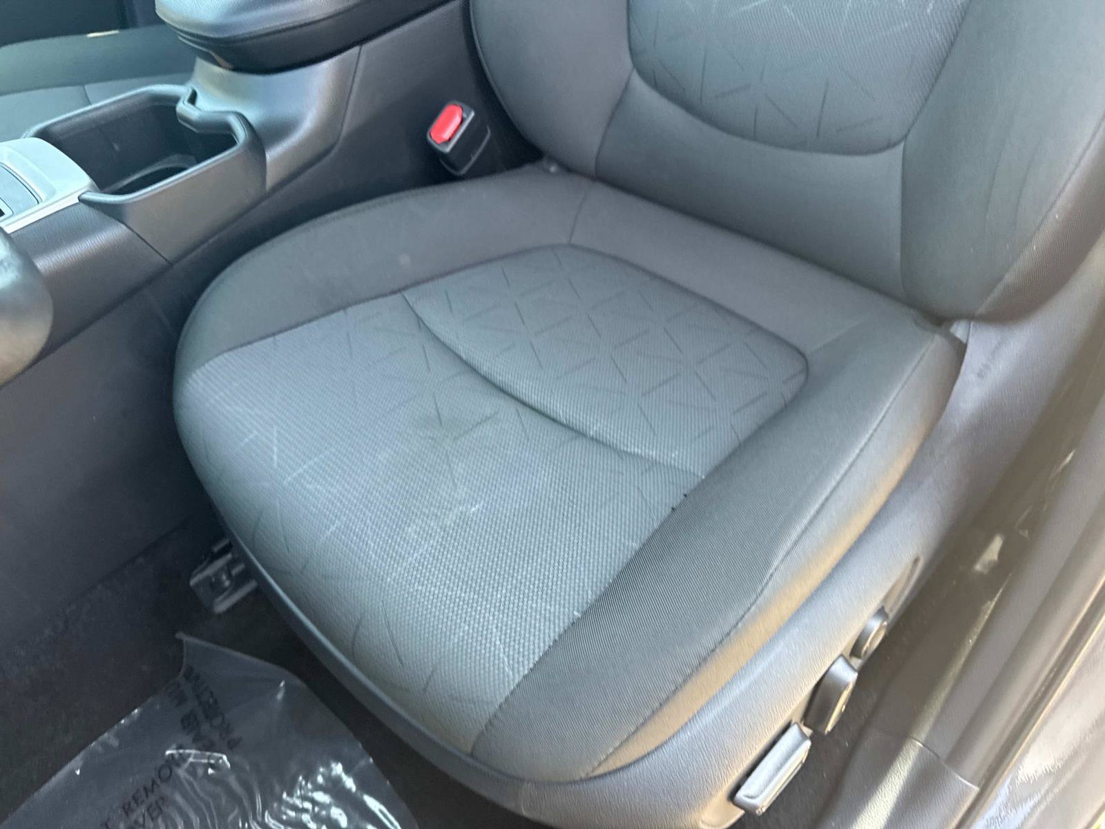 Used 2024 Toyota RAV4 XLE FWD image 19