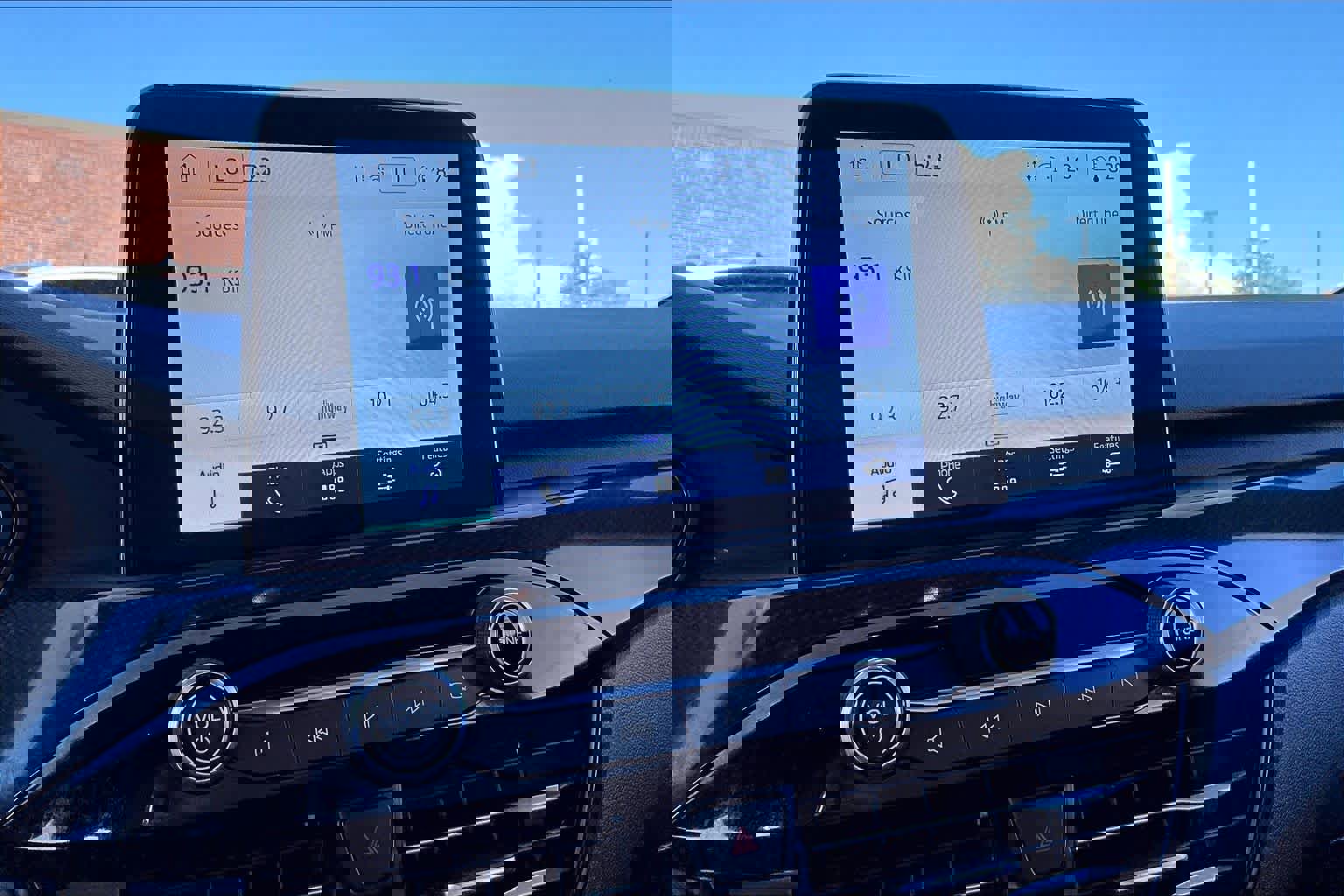 Used 2025 Ford Escape ST-Line FWD image 30