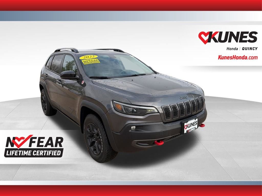 Used 2022 Jeep Cherokee Trailhawk w/ Trailer Tow Group AWD/4WD image 1
