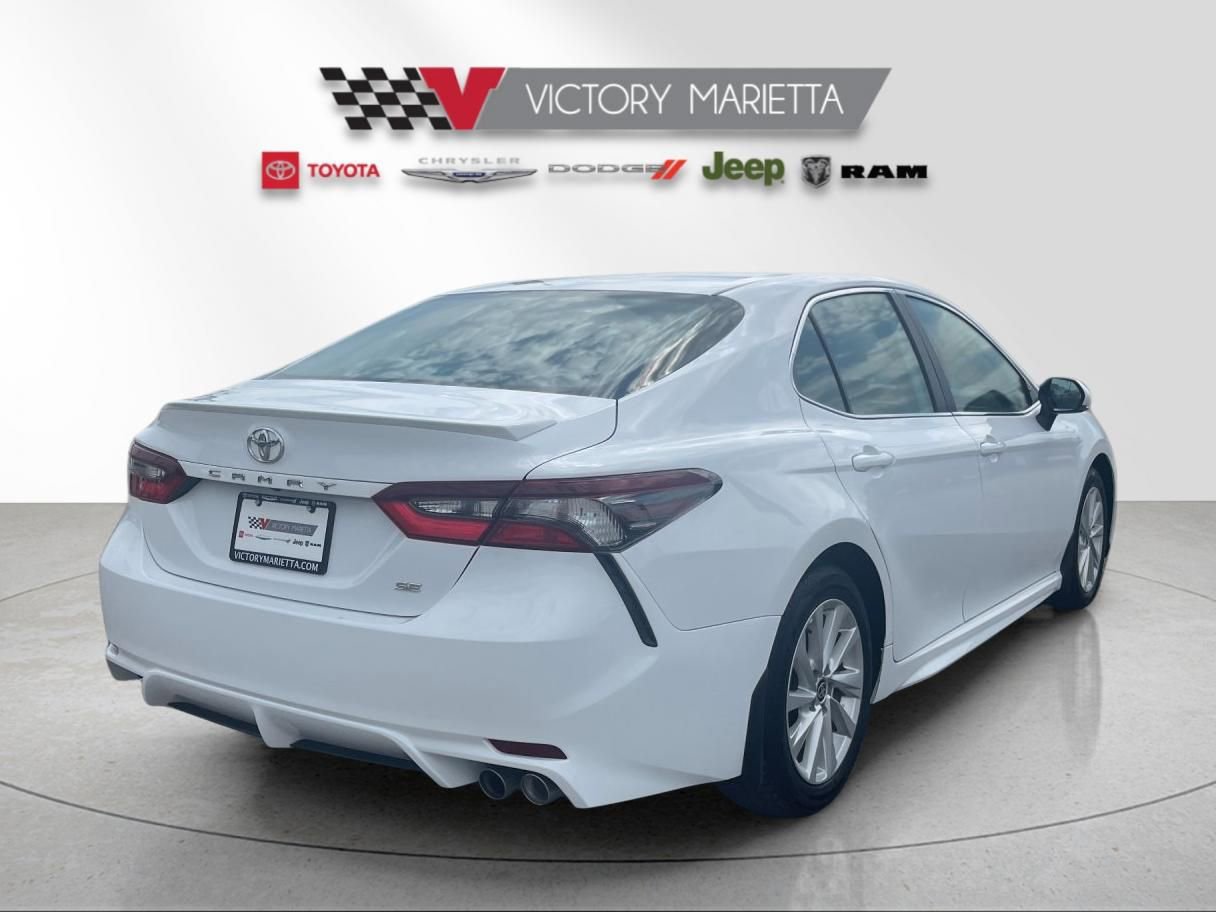 Used 2024 Toyota Camry SE FWD image 5