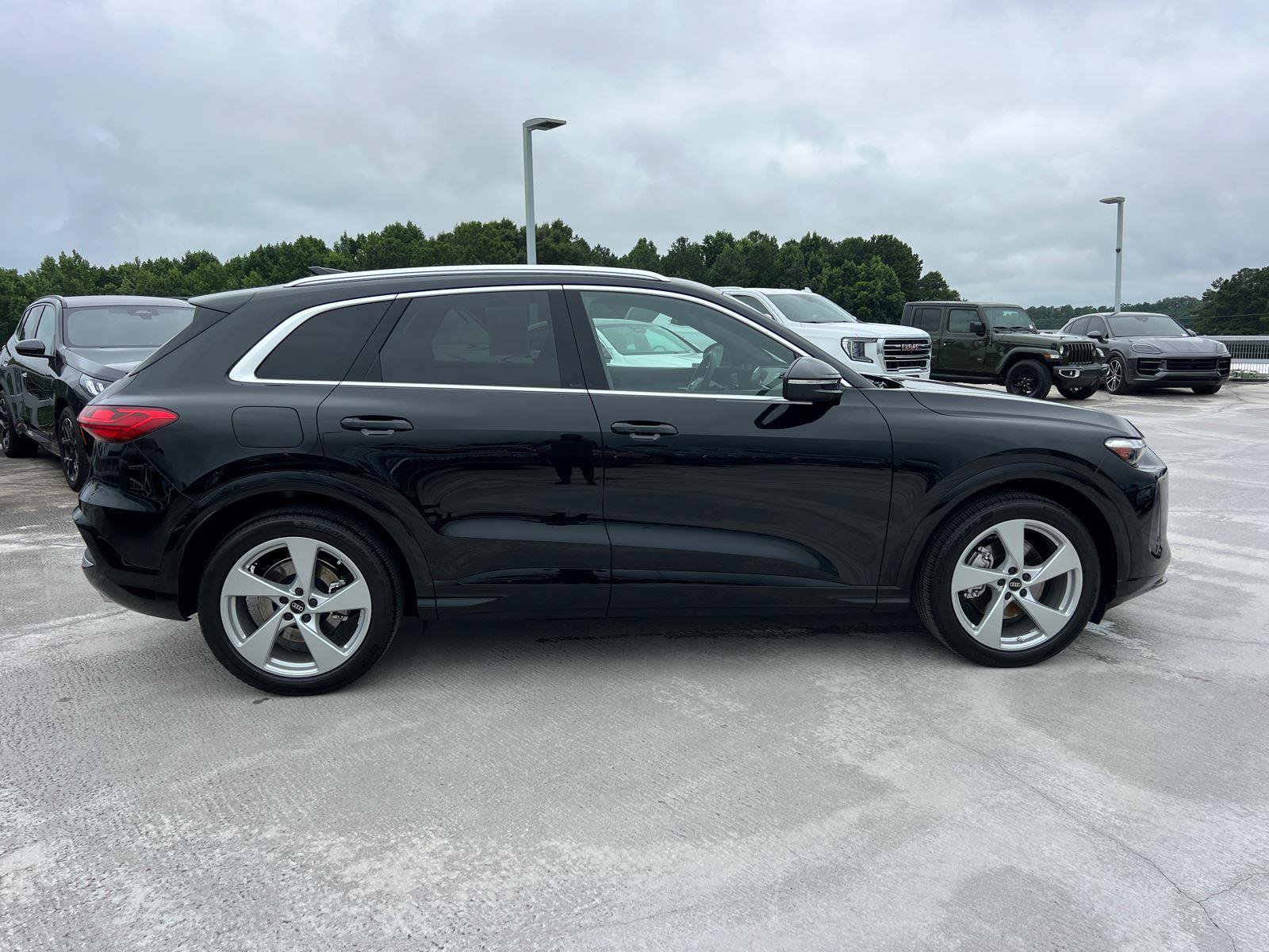 Used 2025 Audi Q5 Prestige AWD/4WD image 4