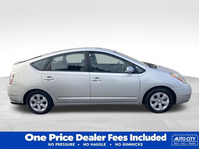 Used 2007 Toyota Prius w/ Pkg 1 FWD image 3
