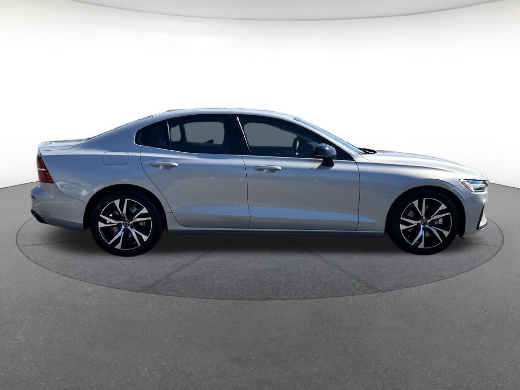 Used 2024 Volvo S60 B5 Core FWD image 7