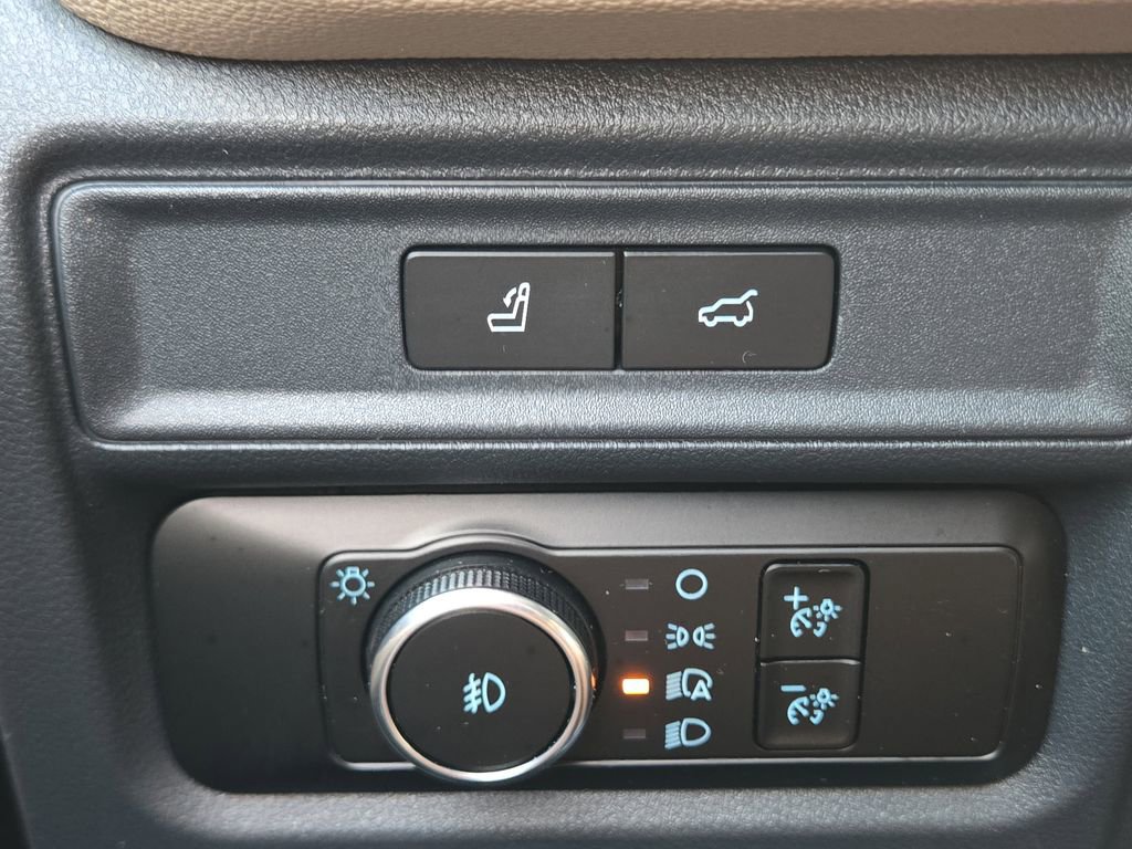 Used 2024 Ford Expedition Max Limited image 29