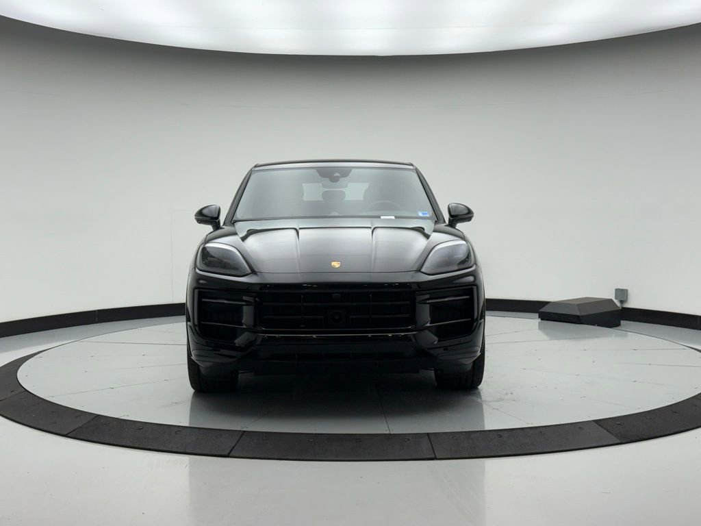 Used 2025 Porsche Cayenne S image 10