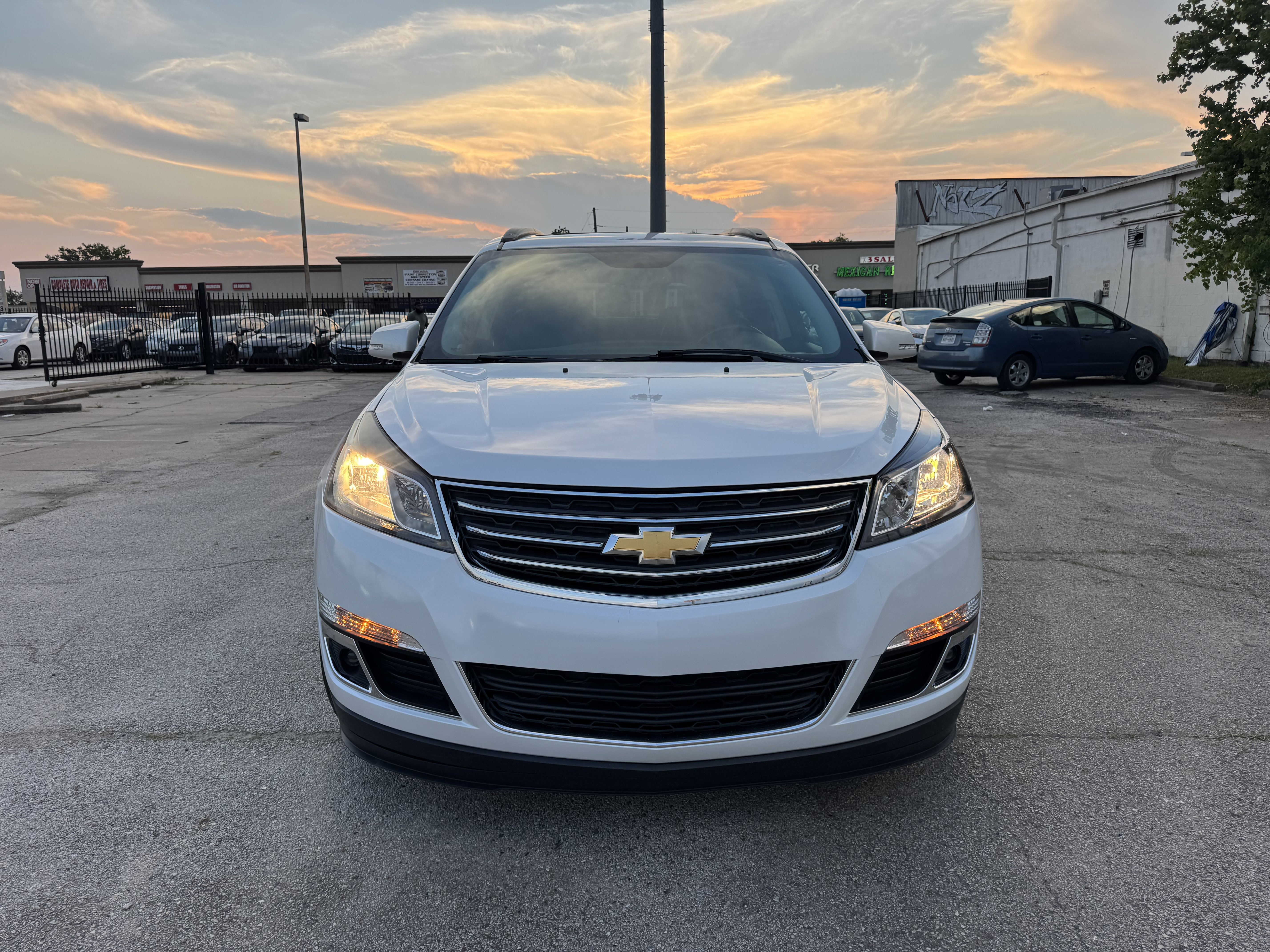 Used 2016 Chevrolet Traverse LT image 5