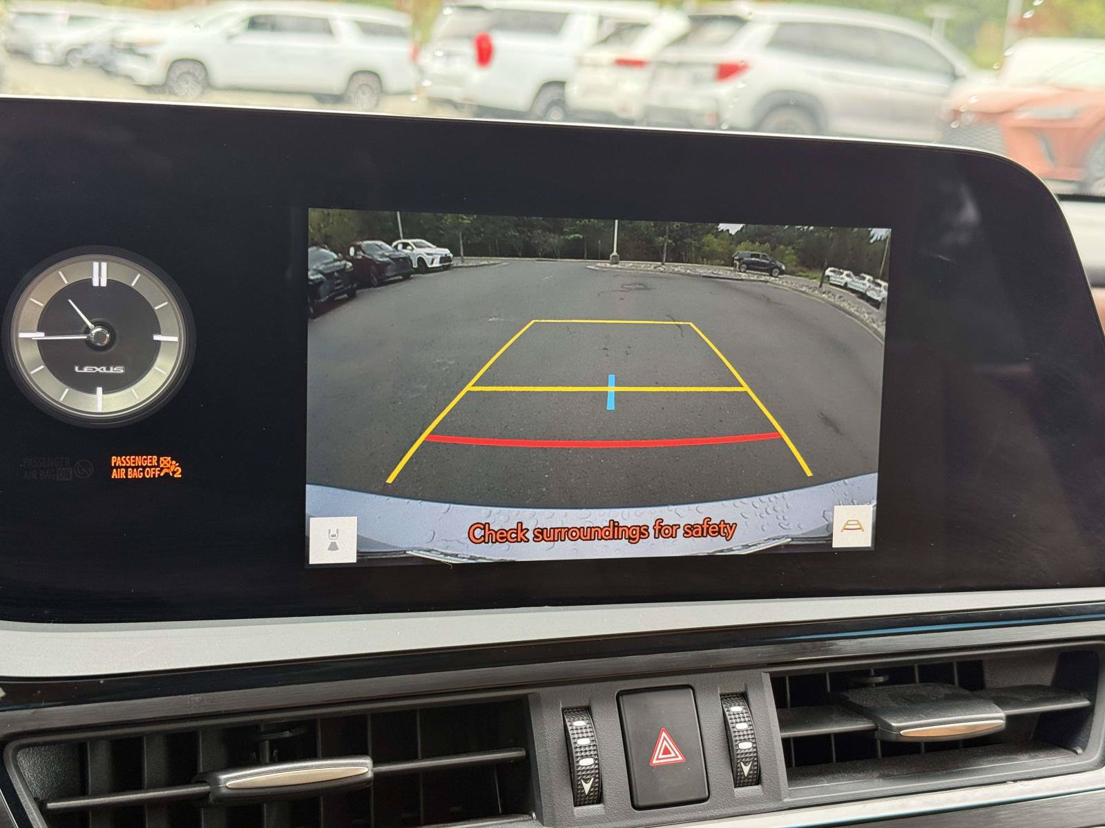 Used 2025 Lexus ES 350 w/ Premium Package FWD image 11