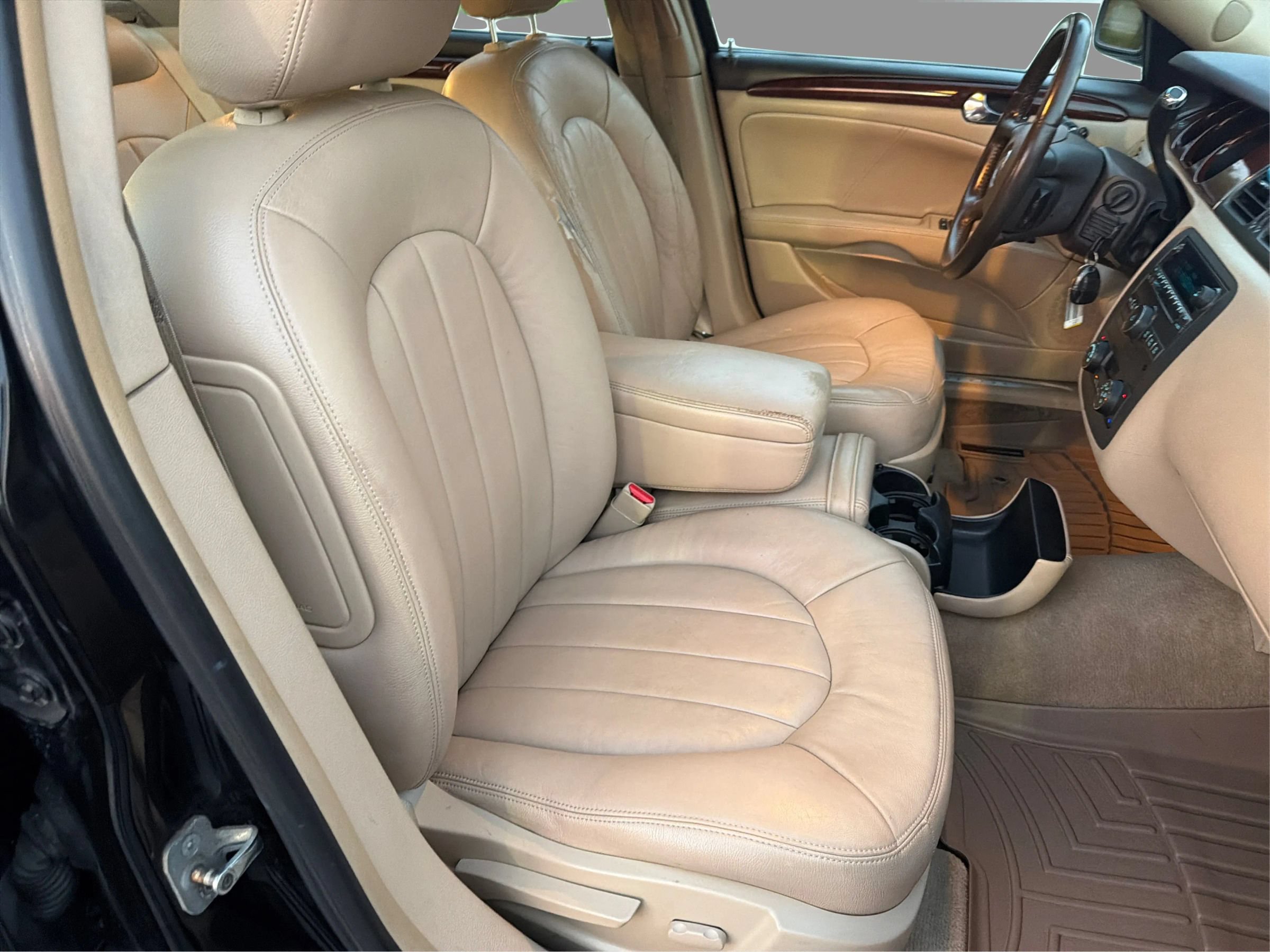 Used 2008 Buick Lucerne CX FWD image 26
