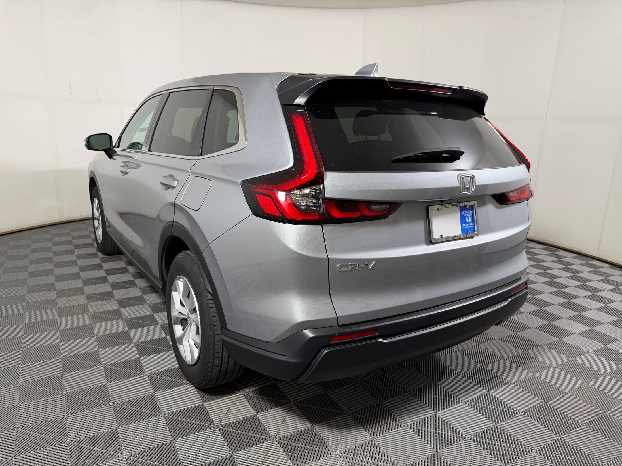 Certified 2025 Honda CR-V LX image 2