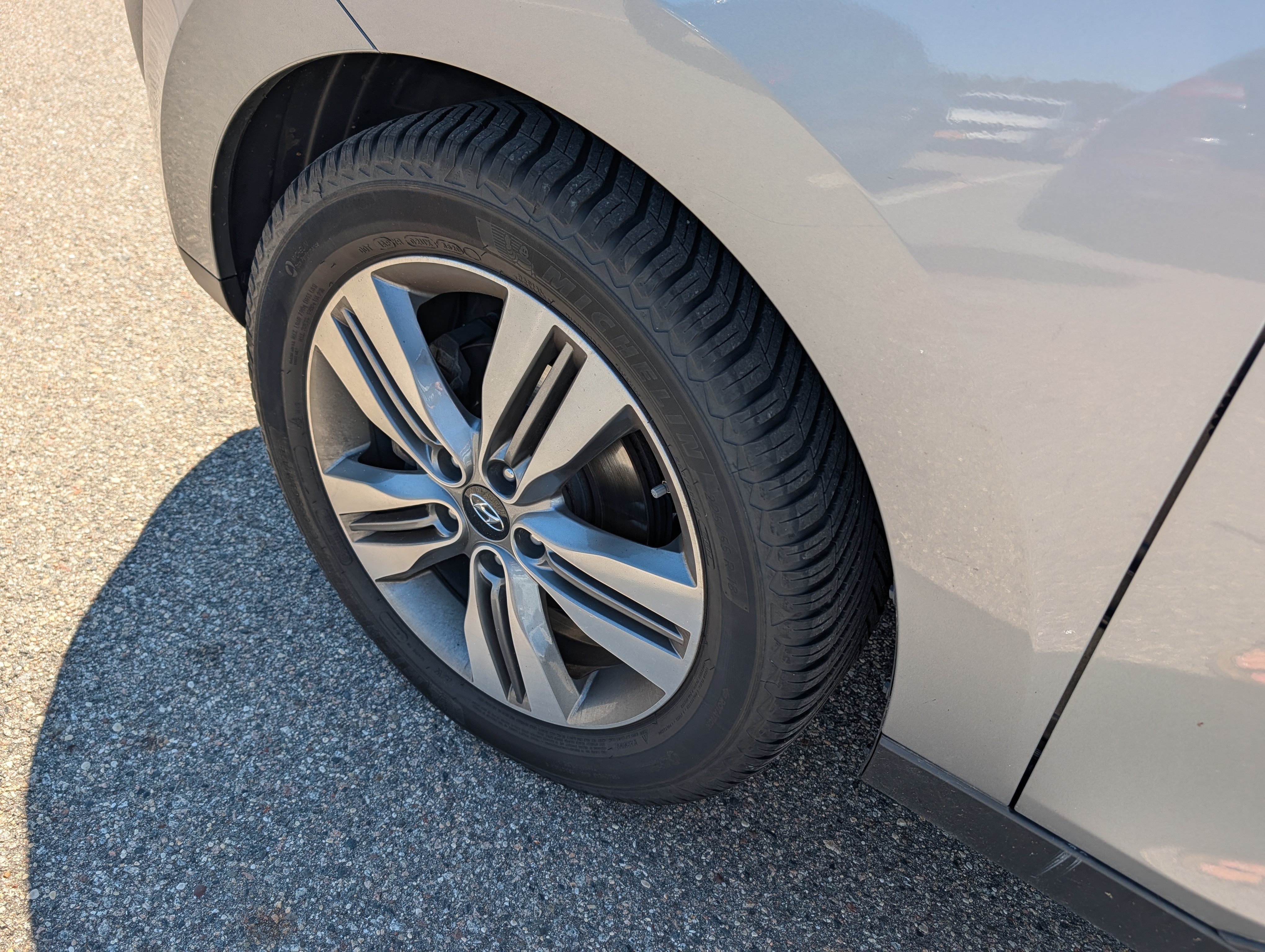 Used 2015 Hyundai Tucson Limited w/ Option Group 03 FWD image 5