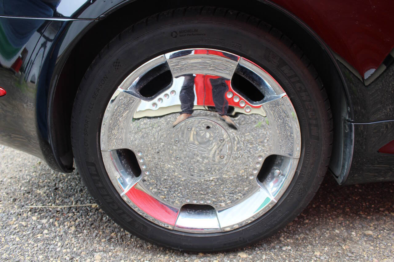 Used 2002 Lexus SC 430 Convertible image 23