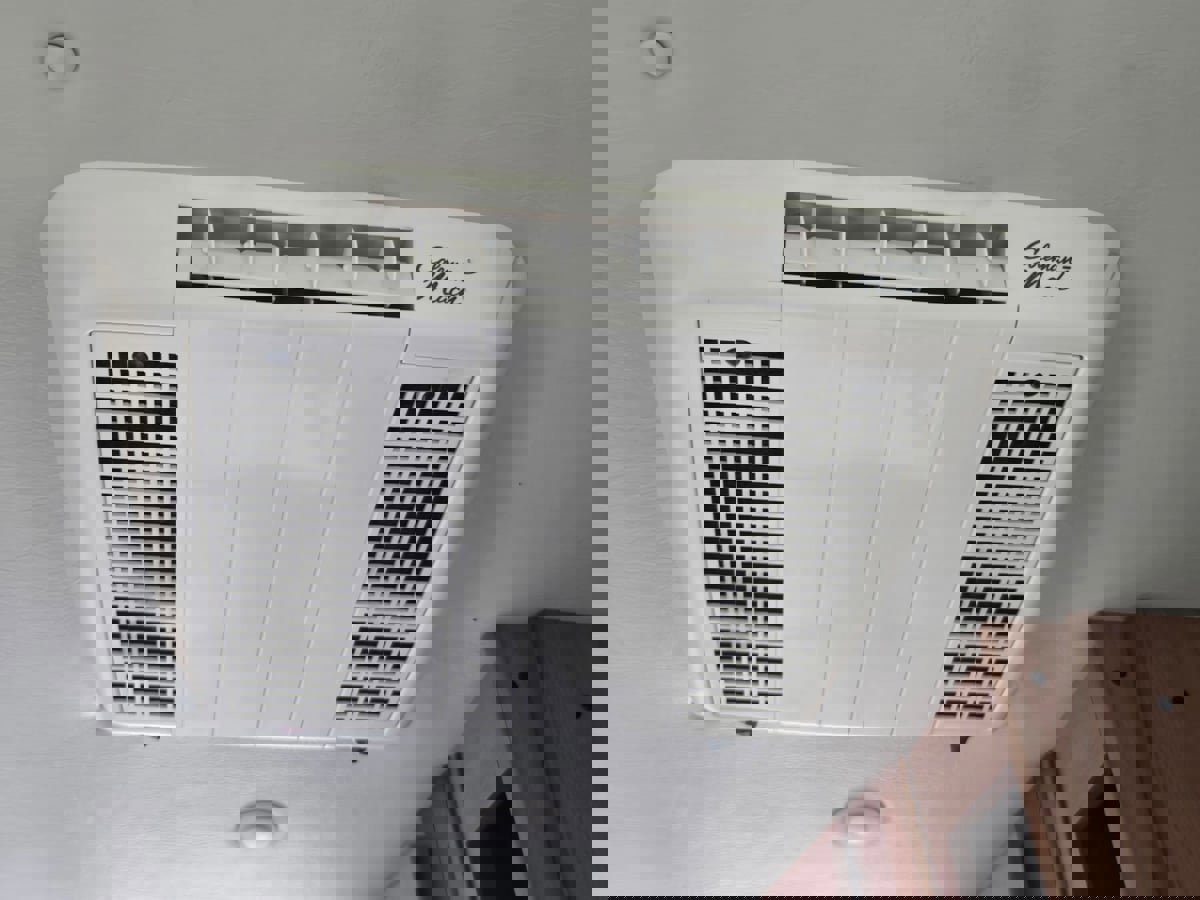 Used 2011 Mercedes-Benz Sprinter 3500 image 16