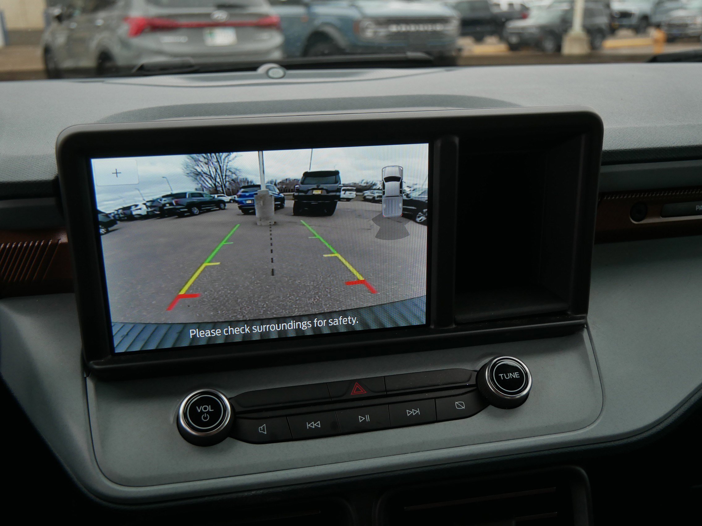 Used 2024 Ford Maverick Lariat w/ FX4 Off-Road Package image 30