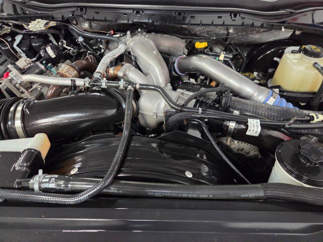 Used 2024 Ford F350 Lariat w/ Lariat Ultimate Package AWD/4WD image 97