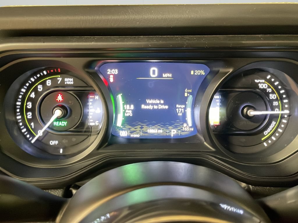 Certified 2025 Jeep Wrangler Unlimited Sahara AWD/4WD image 18