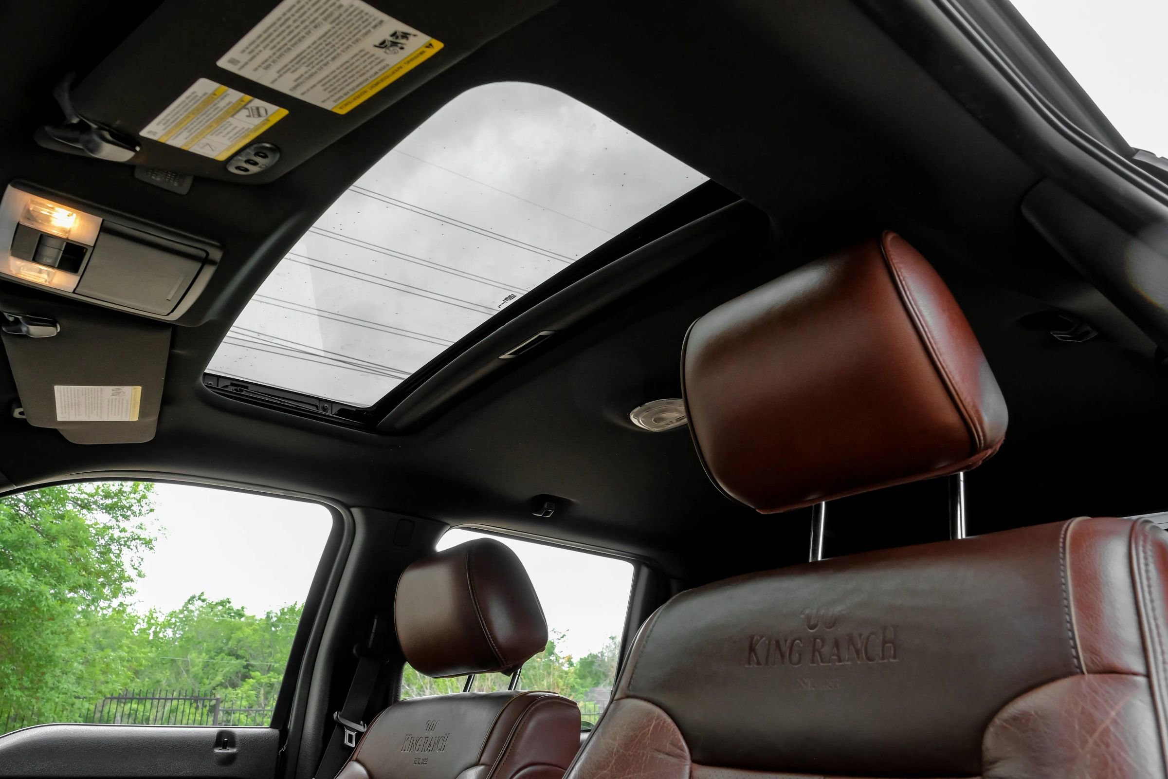 Used 2014 Ford F150 King Ranch w/ King Ranch Luxury Package AWD/4WD image 5