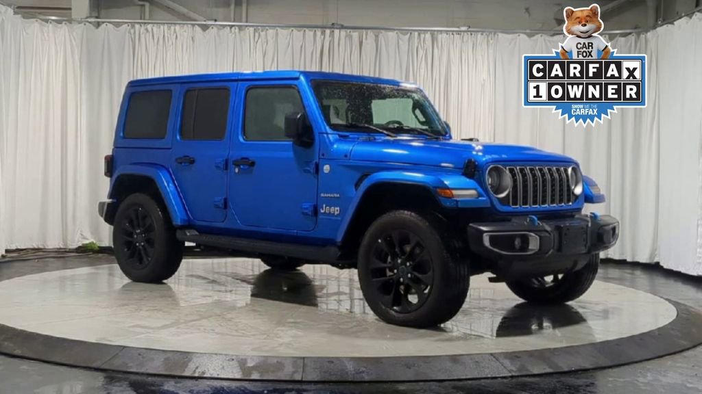 Used 2024 Jeep Wrangler Unlimited Sahara w/ Safety Group image 2