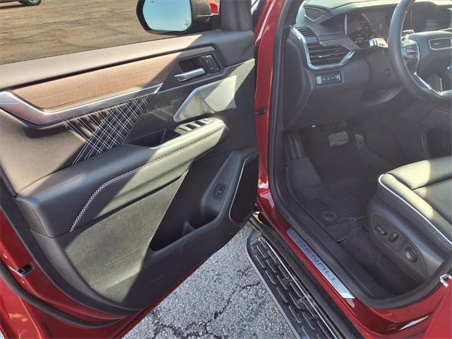 Used 2024 GMC Acadia Denali w/ Super Cruise Package image 46