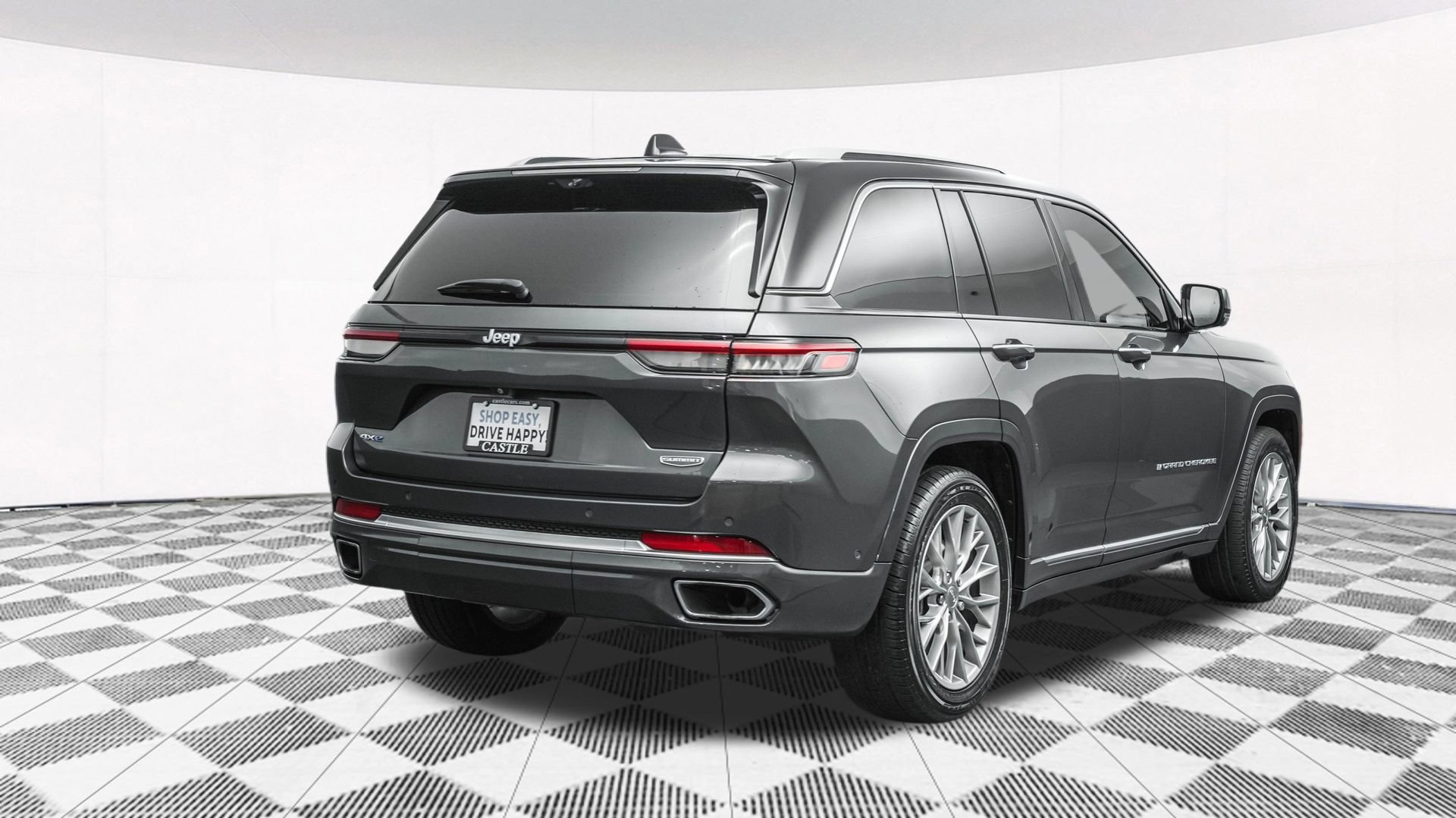 Used 2022 Jeep Grand Cherokee Summit w/ Advanced Protech Group IV AWD/4WD image 12